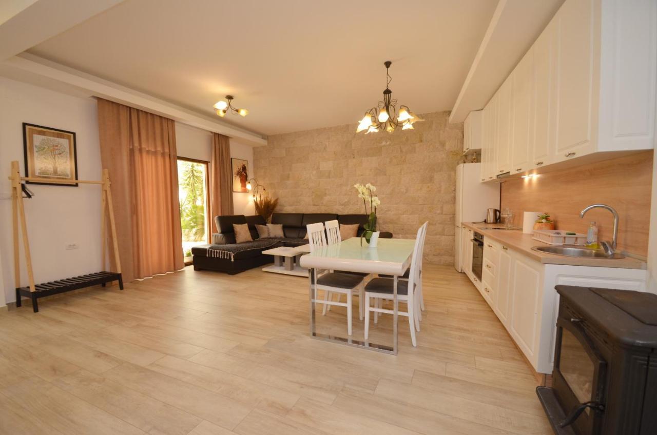Villa Ilijana Tivat Exterior photo